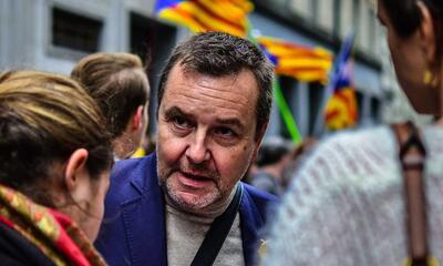 Mark Demesmaeker bij de betoging voor Catalonië