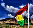 de vlag van Koerdistan